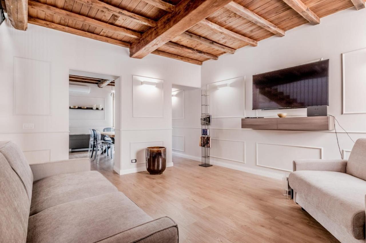 Apt Rome - Vittoria Palace Bagian luar foto